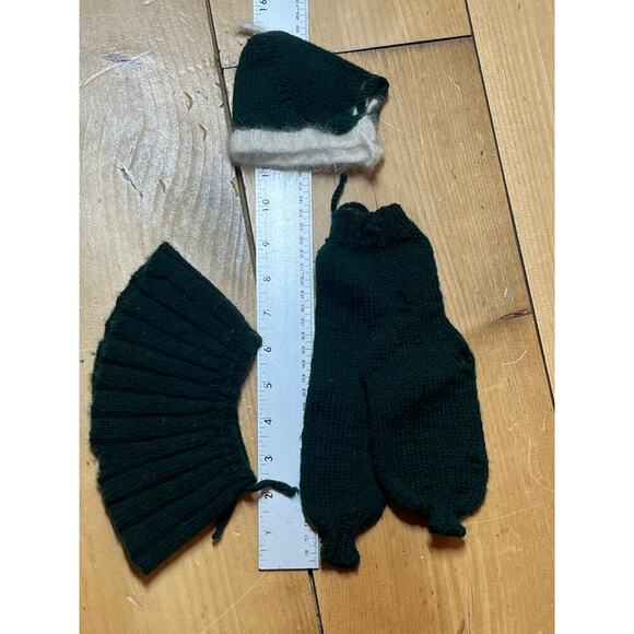 Vintage handmade knitted/crochet doll clothes. Skirt. Hat and pants. Dark Green - Picture 5 of 5